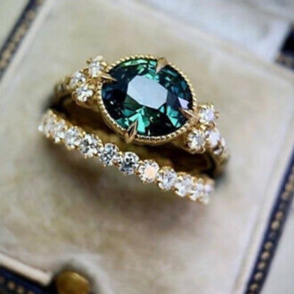 New 18k gold plated engagement ring set